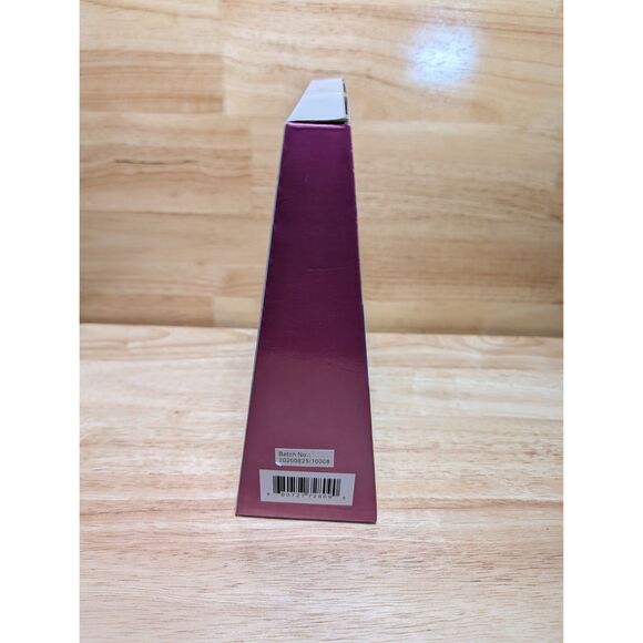 10X Magnification LED Bathroom Mirror 360° Rotation Suction Cup NEW - Picture 3 of 5